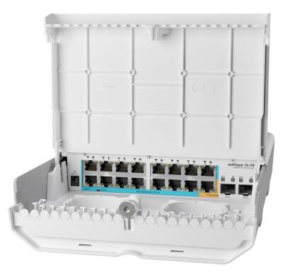 CRS318-1Fi-15Fr-2S-OUT netPower 15R - 3