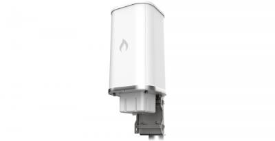 MetroLinq™ 10G Tri-Band Omni - 1
